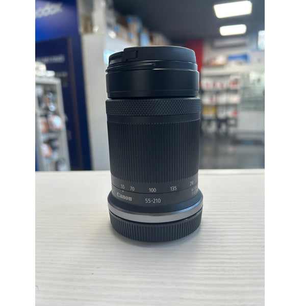 Canon EOS R50 (4.000scatti) + RF-S 18-45 F4.5/6.3 + RF-S 55-210 F5-7.1 Seminuova Canon EOS R50 (4.000scatti) + RF-S 18-45 F4.5/6.3 + RF-S 55-210 F5-7.1 Seminuova